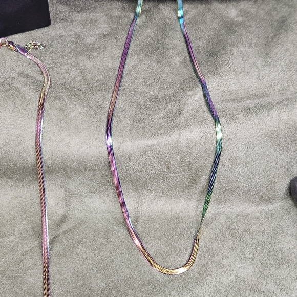 Beautiful Gradient Herringbone Chain - Picture 7 of 9